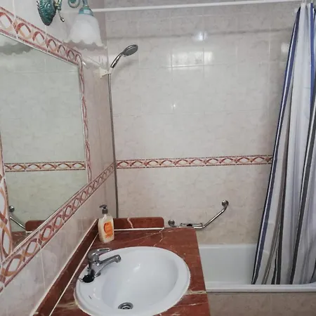 In Parque Cattleya, Playa De Americas Apartment