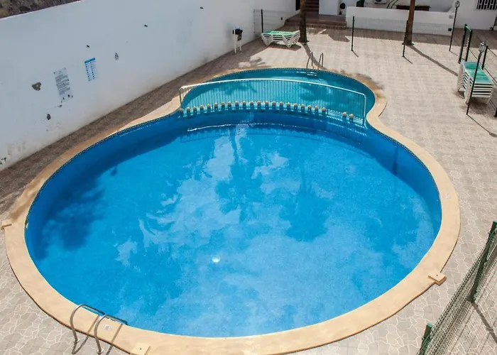 In Parque Cattleya, Playa De Americas * 美洲海滩