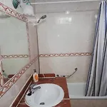 In Parque Cattleya, Playa De Americas Apartment