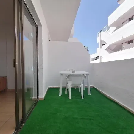 In Parque Cattleya, Playa De Americas Апартаменты *